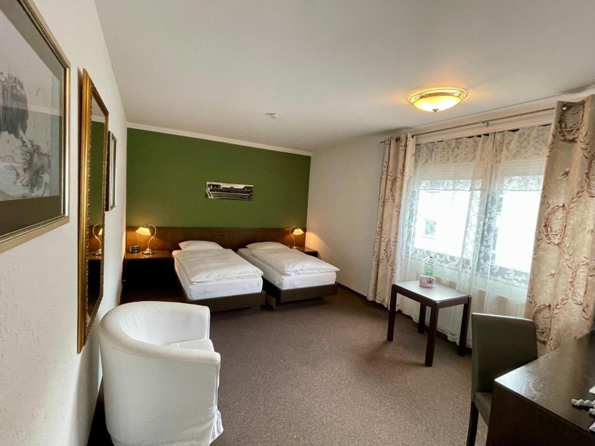 Hotel Brunnenhof Bad Nauheim Exteriör bild