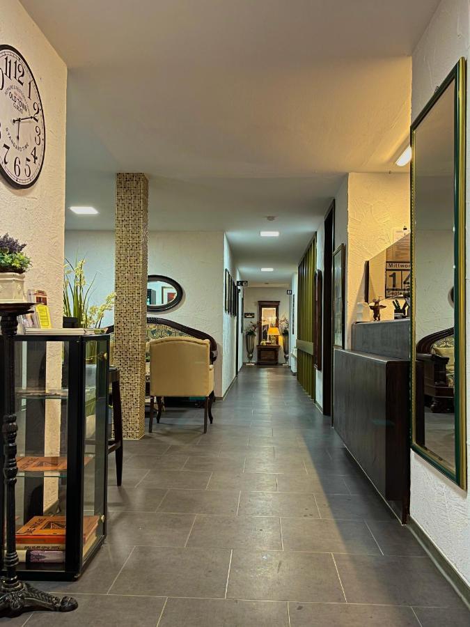 Hotel Brunnenhof Bad Nauheim Exteriör bild