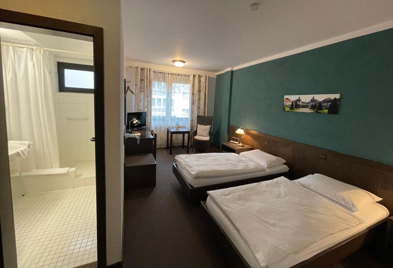 Hotel Brunnenhof Bad Nauheim Exteriör bild