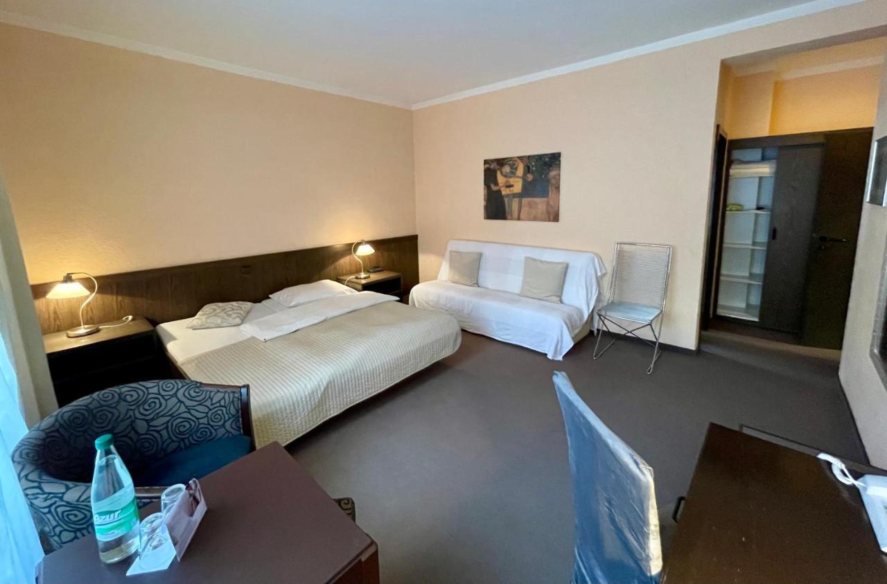 Hotel Brunnenhof Bad Nauheim Exteriör bild