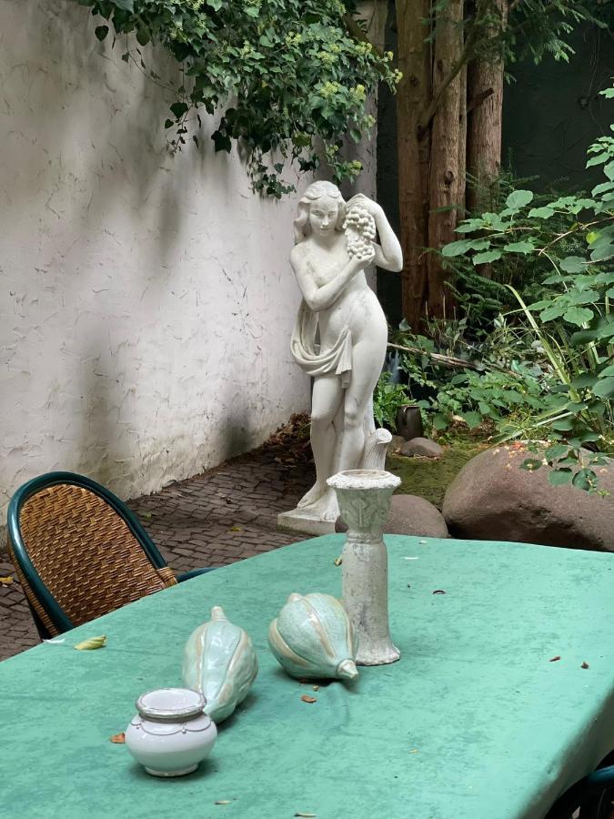 Hotel Brunnenhof Bad Nauheim Exteriör bild