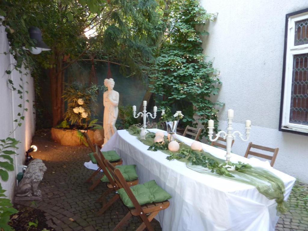 Hotel Brunnenhof Bad Nauheim Exteriör bild